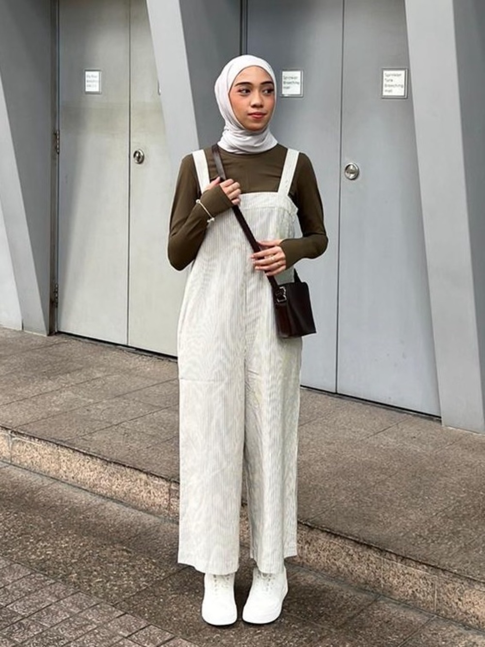Uniqlo Striped Linen Blend Jumpsuit Overalls Size Medium White Green - Picture 2 of 14